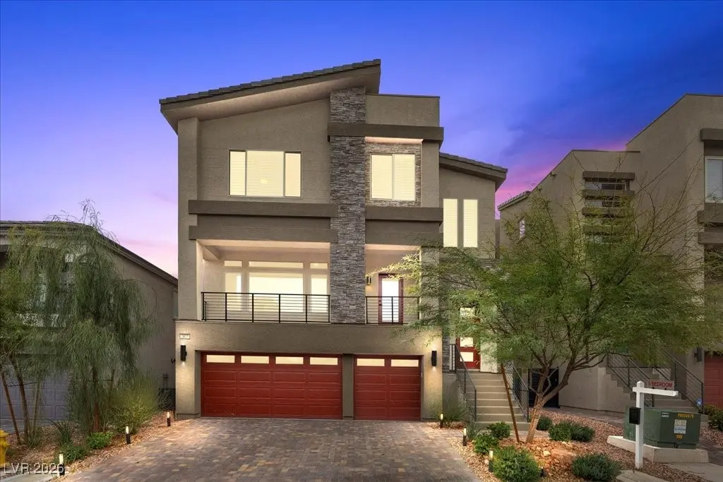 Photo of Listing #2745656