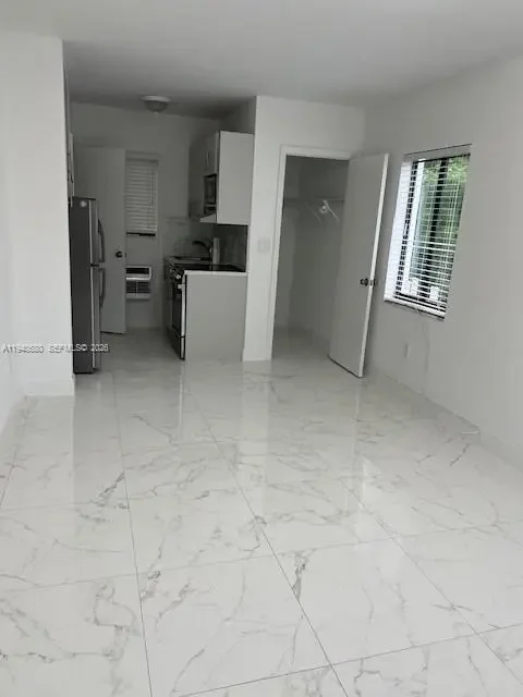 Photo of Listing #A11940680