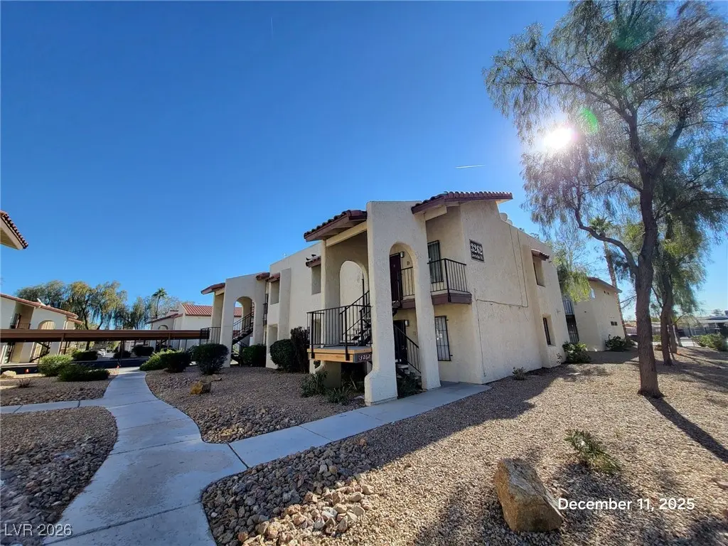 Photo of Listing #2745671