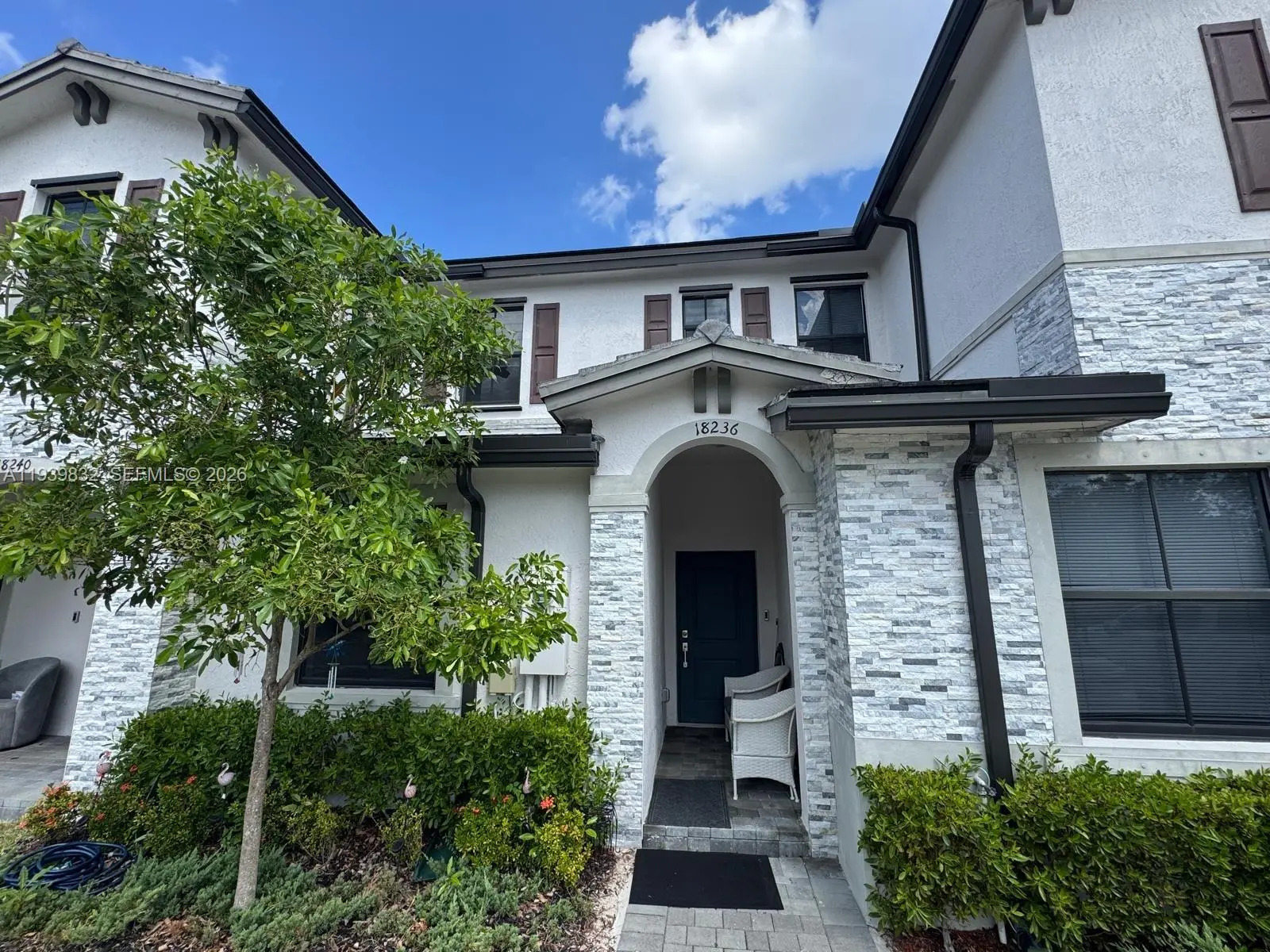 Photo of Listing #A11939832