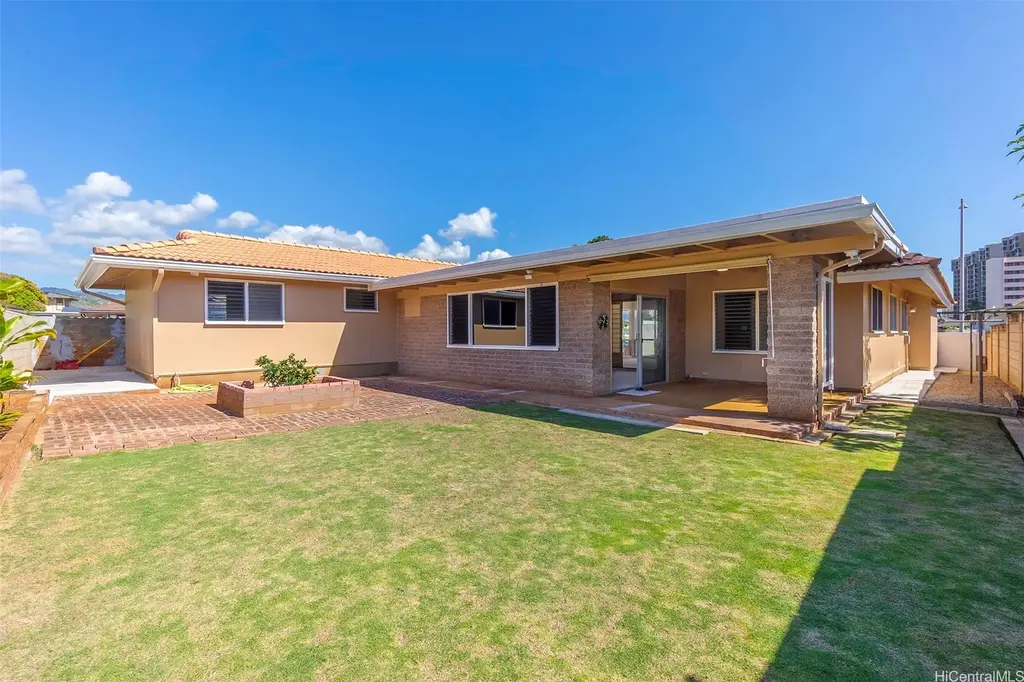 3209 Ala Laulani Street, Honolulu