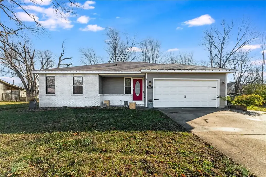 1107 Se C Street, Bentonville