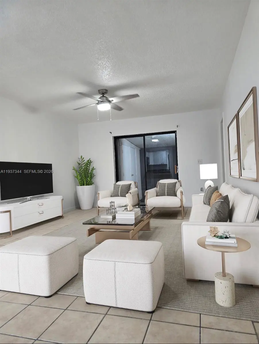 Photo of Listing #A11937344