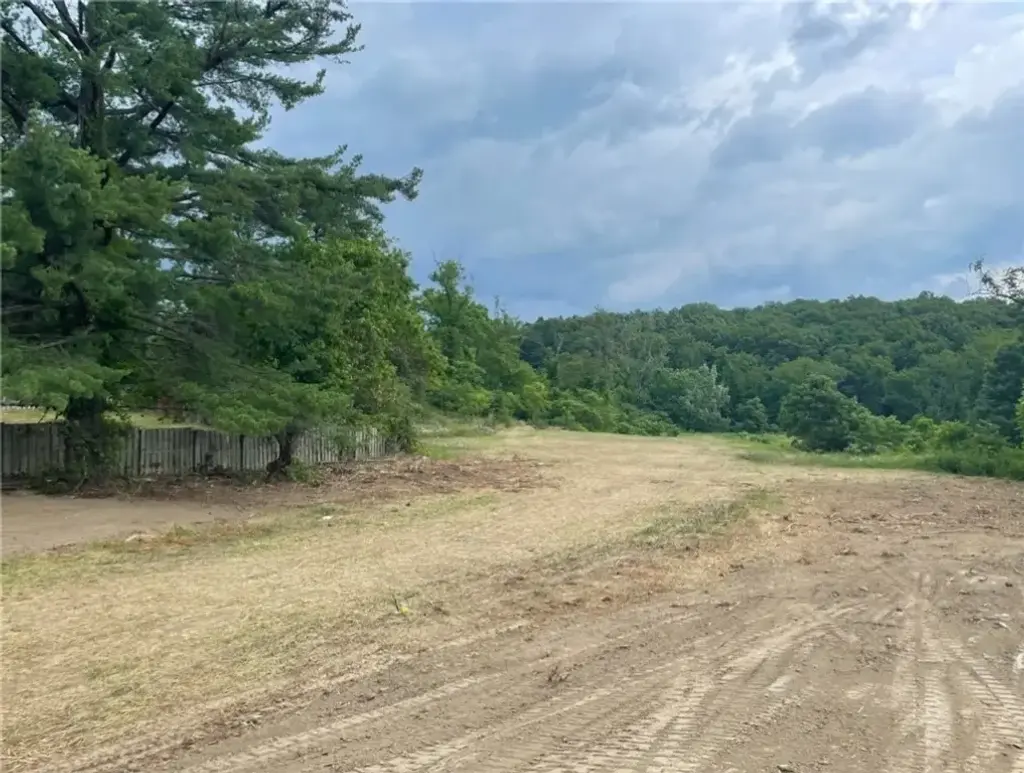 3372 Brodhead Road , Center