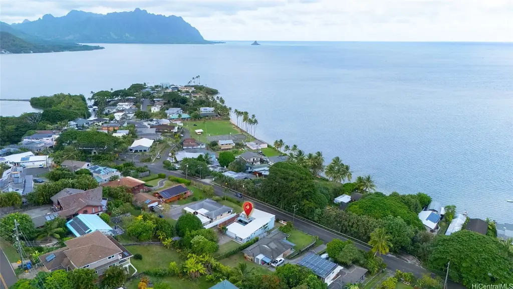 47-402 Kamehameha Highway, Kaneohe