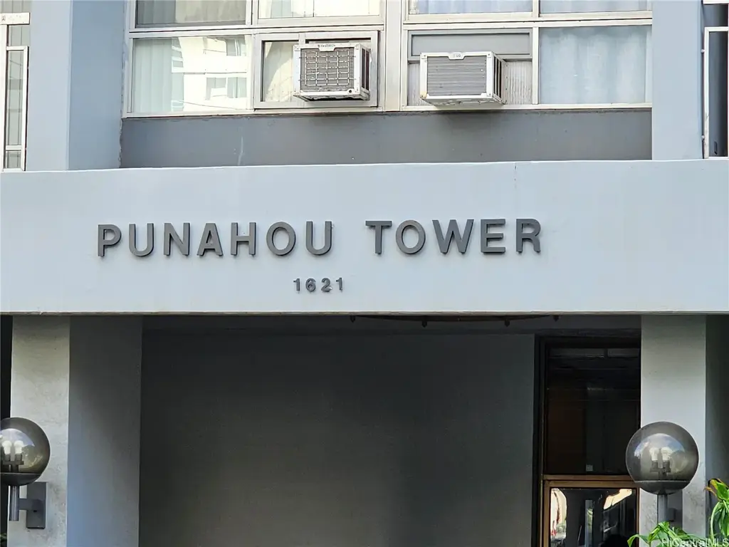 1621 Dole Street # 504, Honolulu