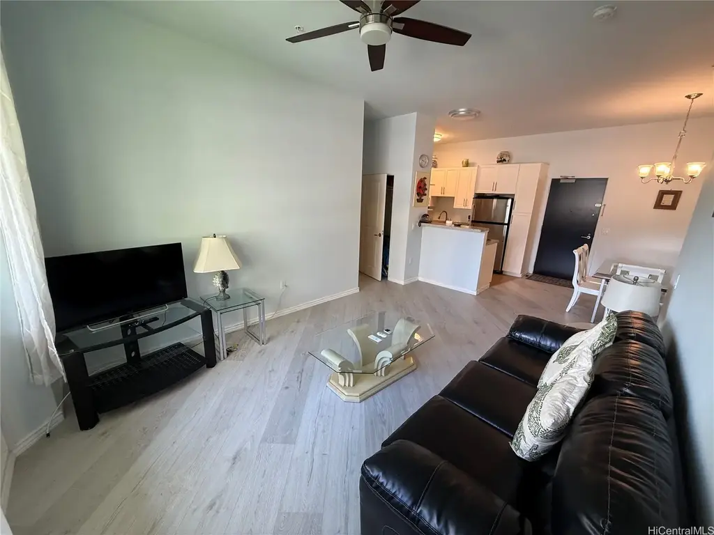 1810 Kaioo Drive # B513, Honolulu