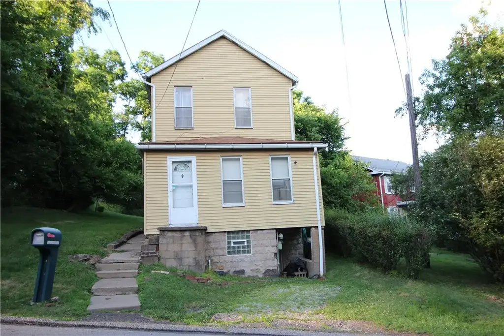 645 Illinois Avenue , Braddock Hills