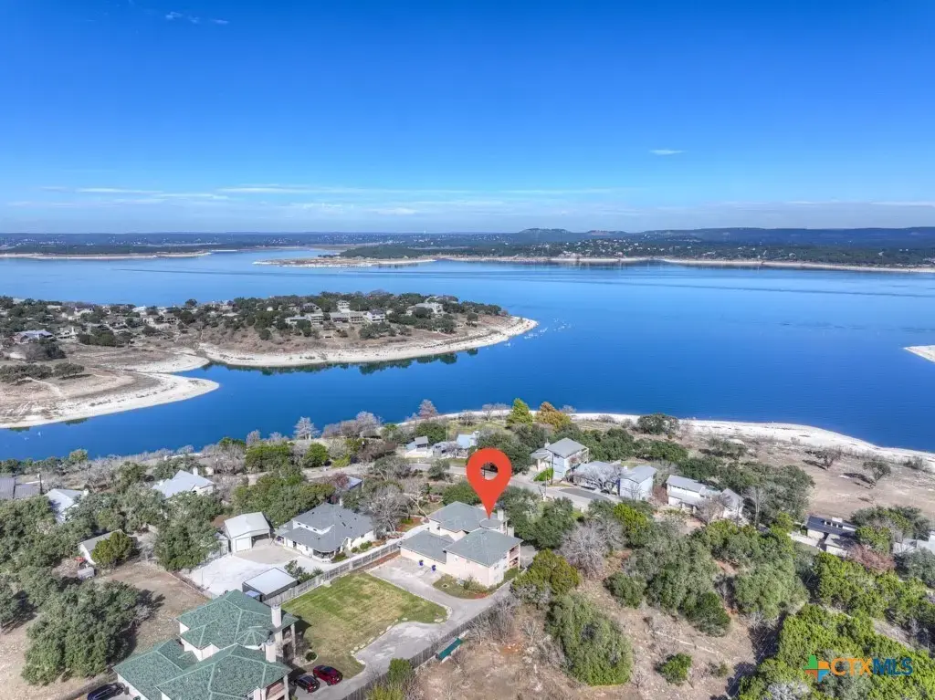 2305 Connie Drive 102, Canyon Lake