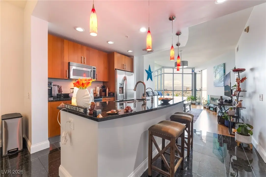 Photo of Listing #2745868