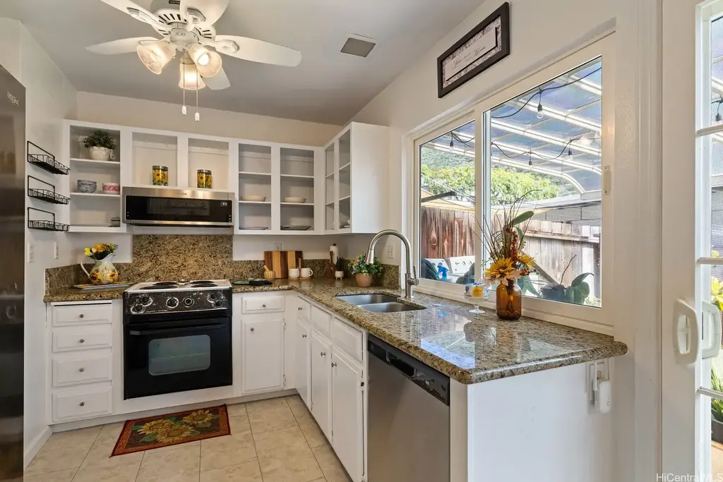 1058 Awawamalu Street # C, Honolulu