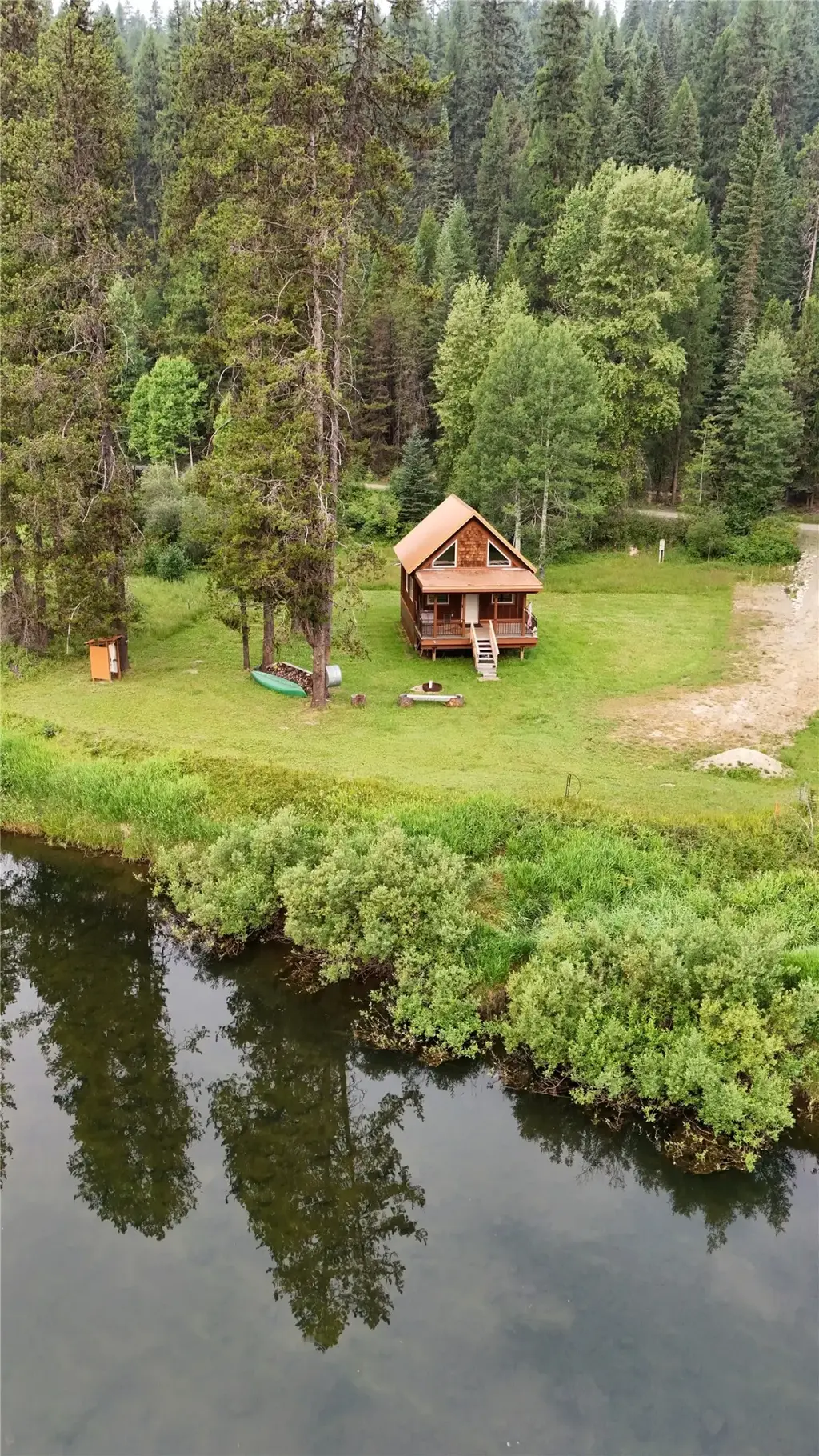 326 River View Drive, Troy