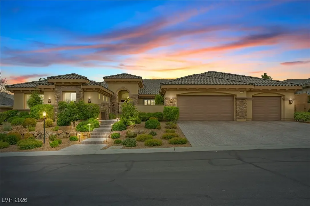 Photo of Listing #2744890