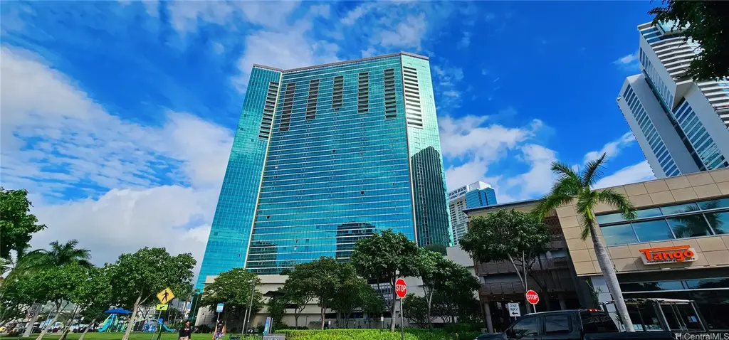 1177 Queen Street # 705, Honolulu
