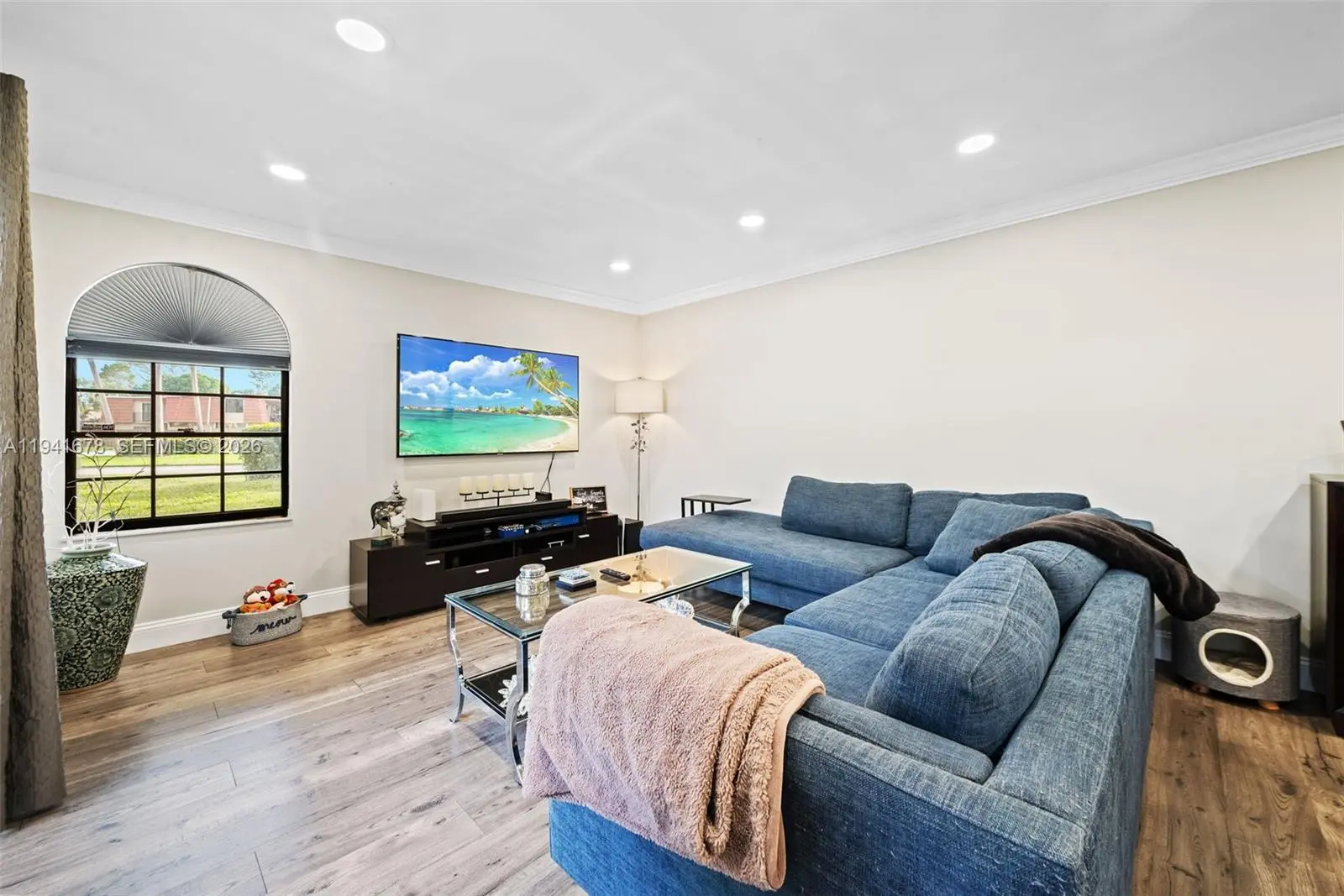 Photo of Listing #A11941678