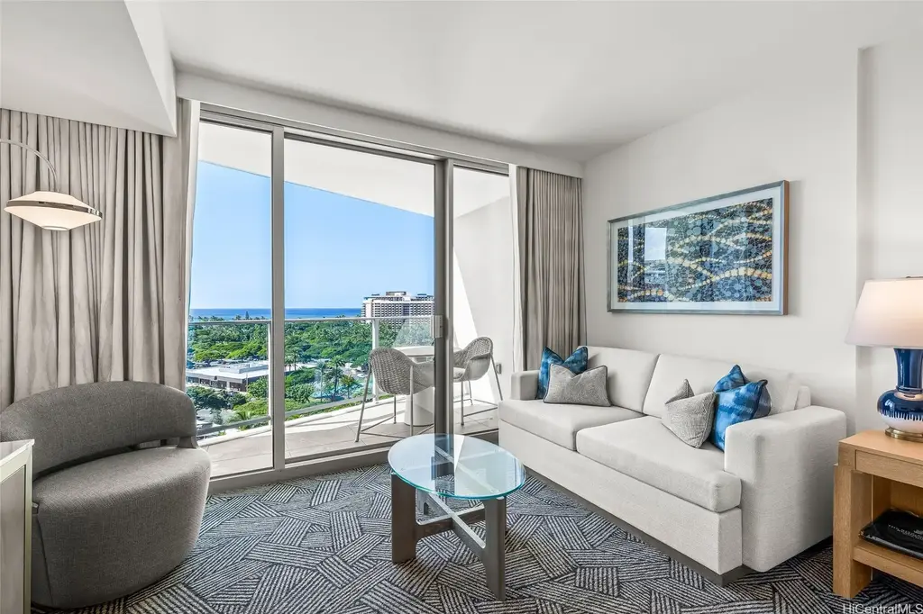 (unit #1214) 383 Kalaimoku Street, Honolulu