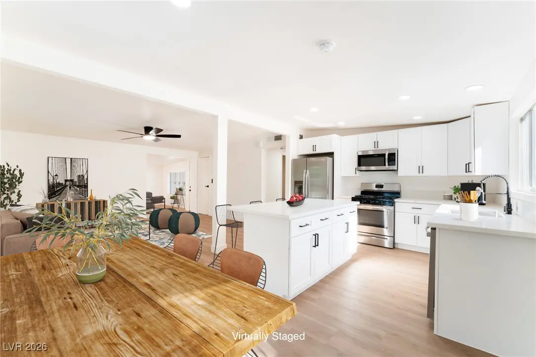 Photo of Listing #2746347