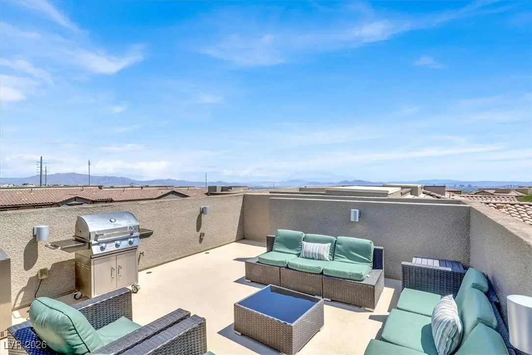 Photo of Listing #2745995