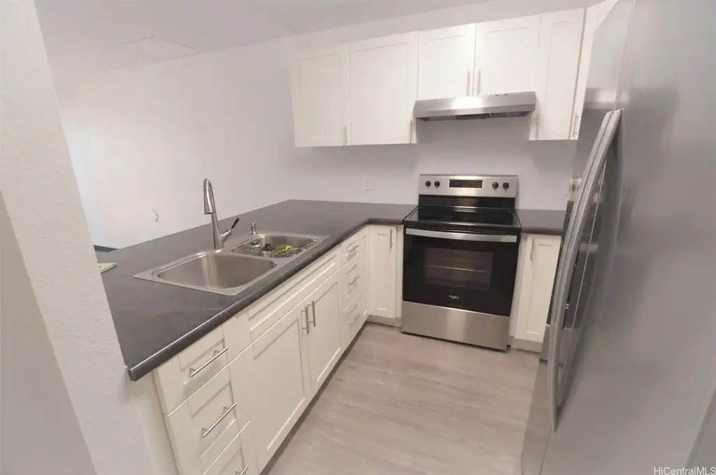 98-282 Kaonohi Street # 105, Aiea