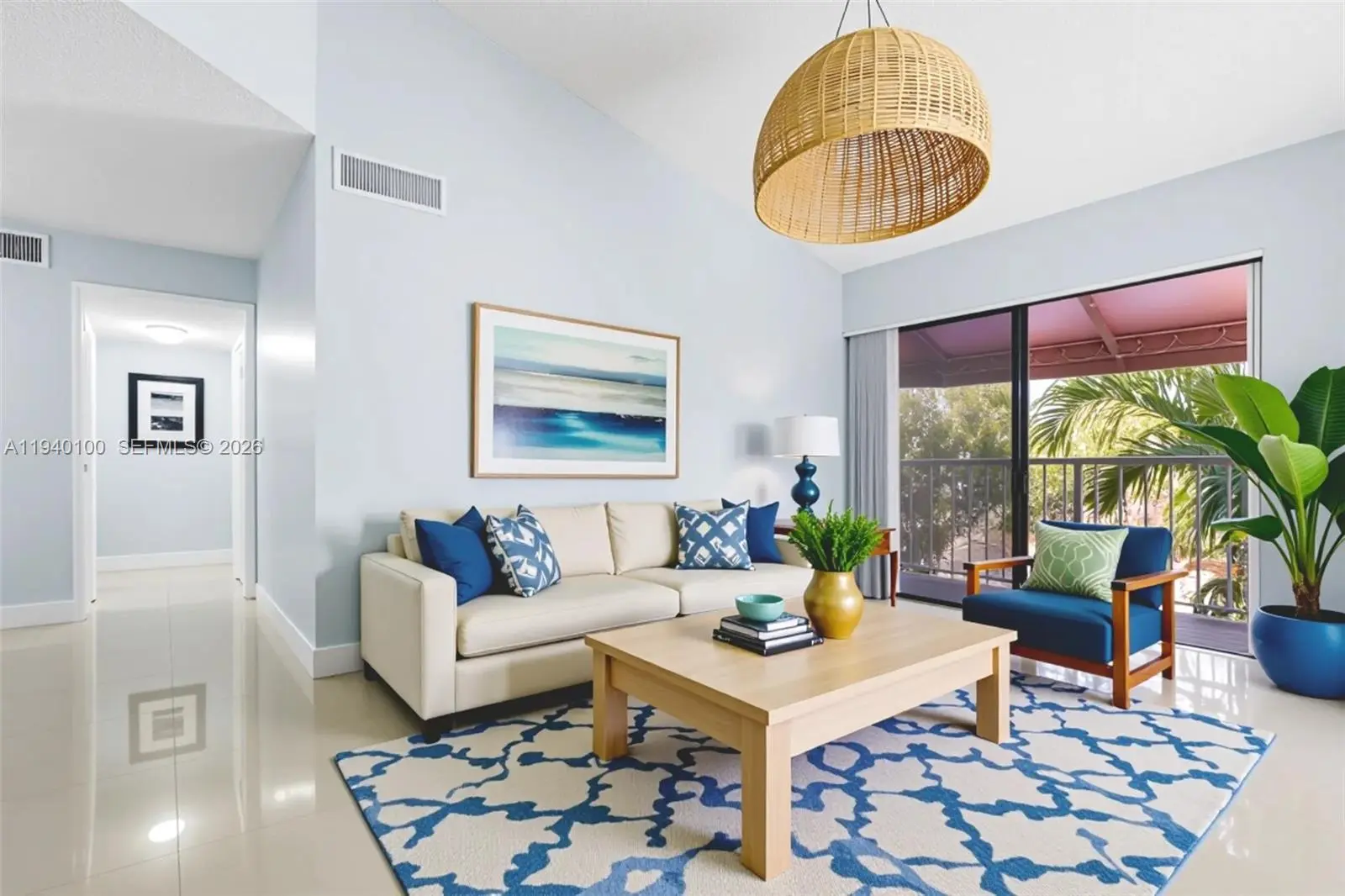 Photo of Listing #A11940100