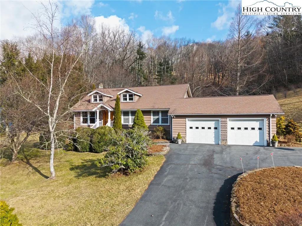 211 Possum Holllow Road, Blowing Rock