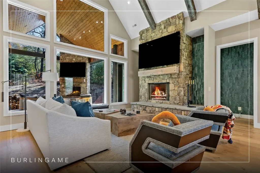 374 Turkey Roost Road, Sapphire