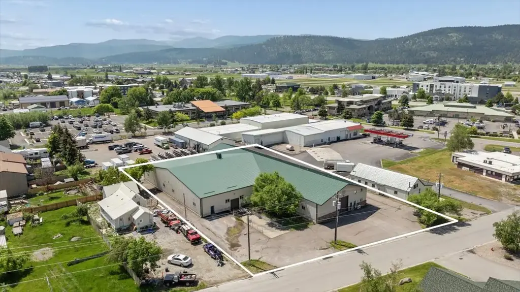 400 E 18th Street, Kalispell