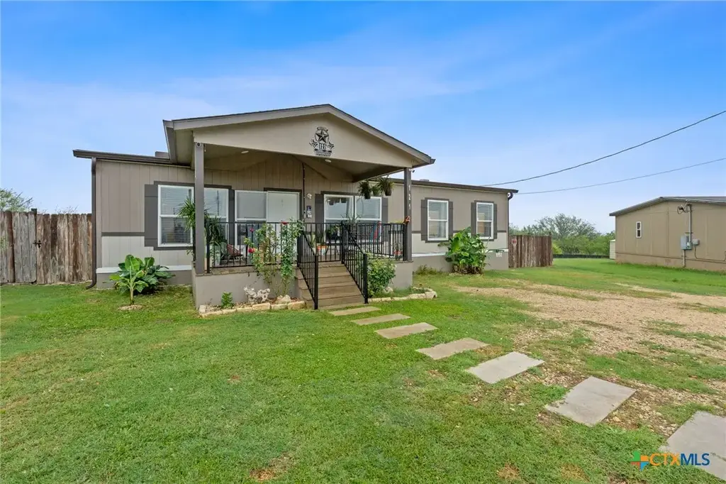 121 Fate Court, Kyle
