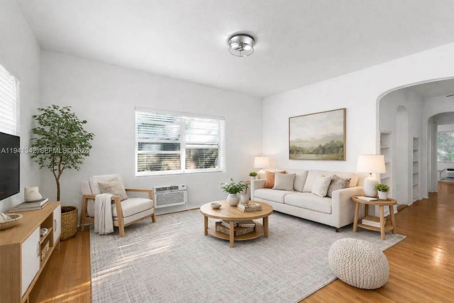 Photo of Listing #A11941342