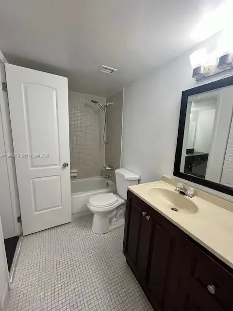 Photo of Listing #A11942279