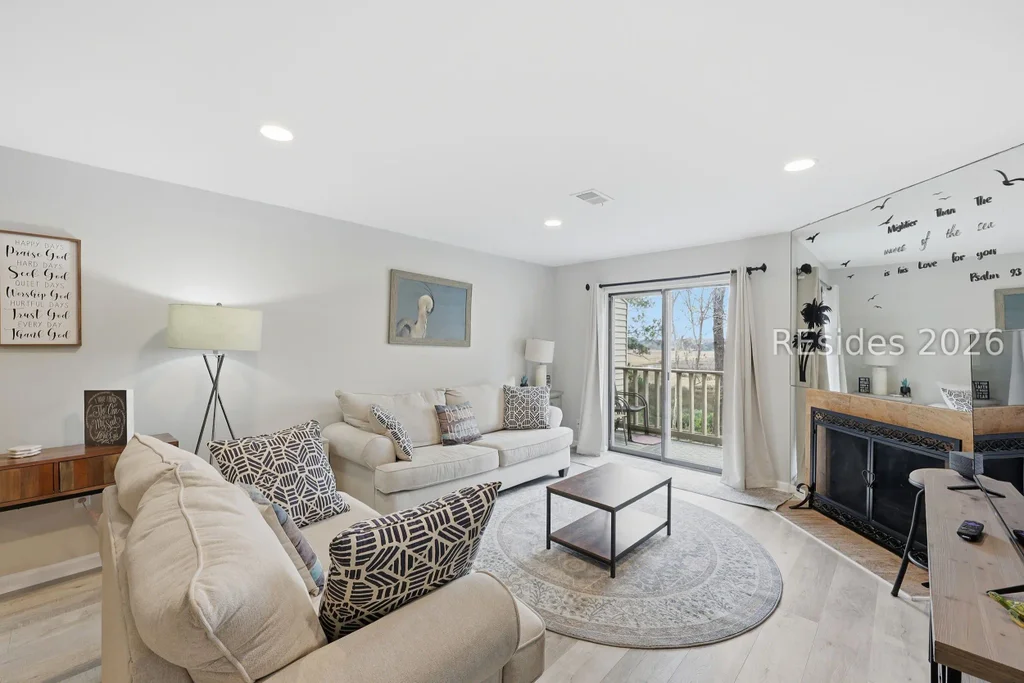 156 Dillon Road 222, Hilton Head Island