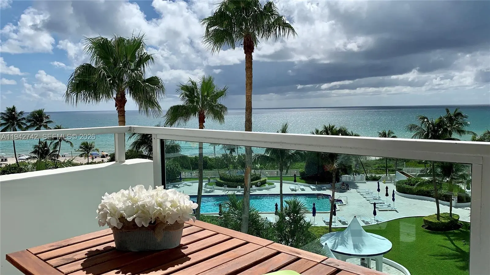 Photo of Listing #A11942742