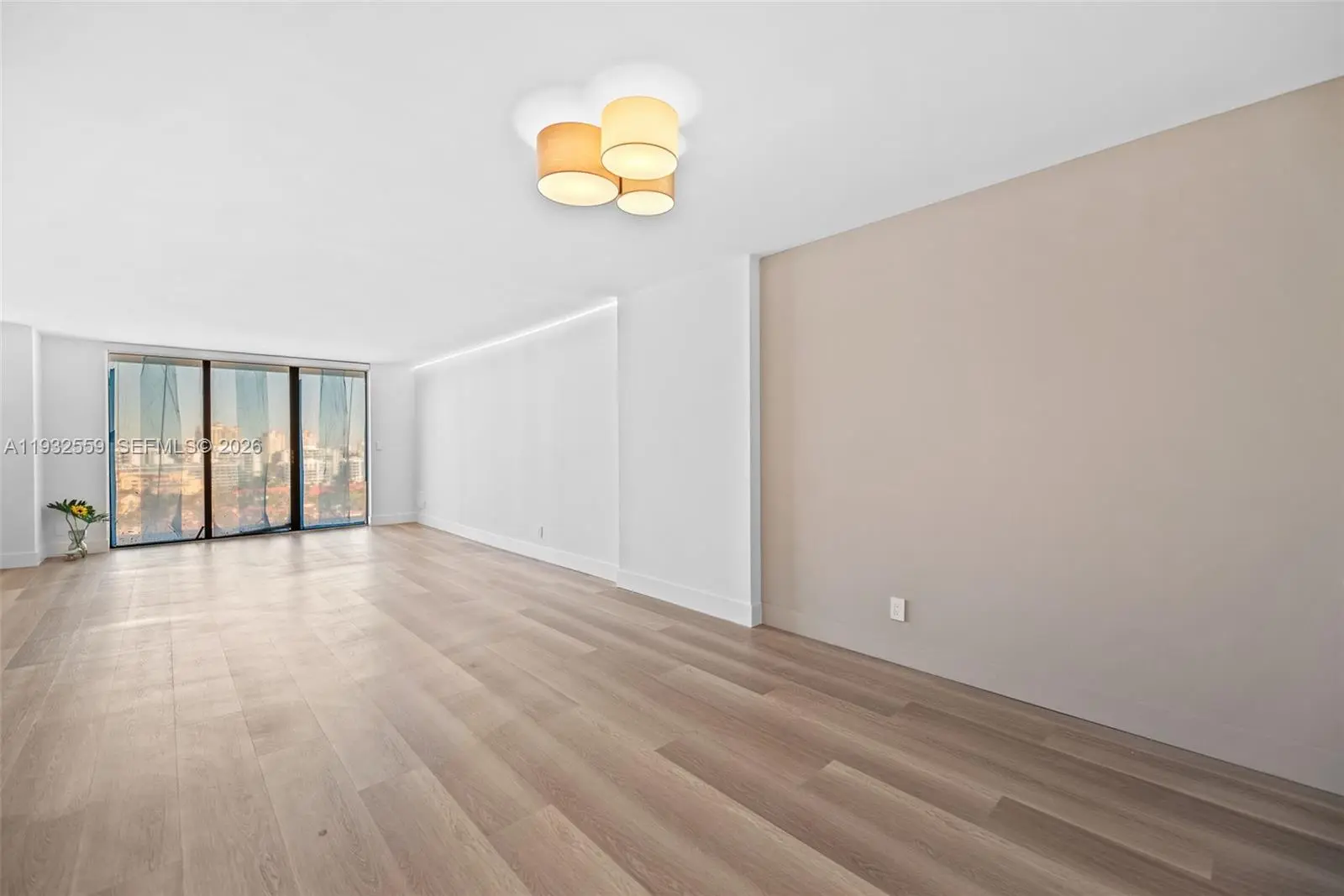 Photo of Listing #A11932559