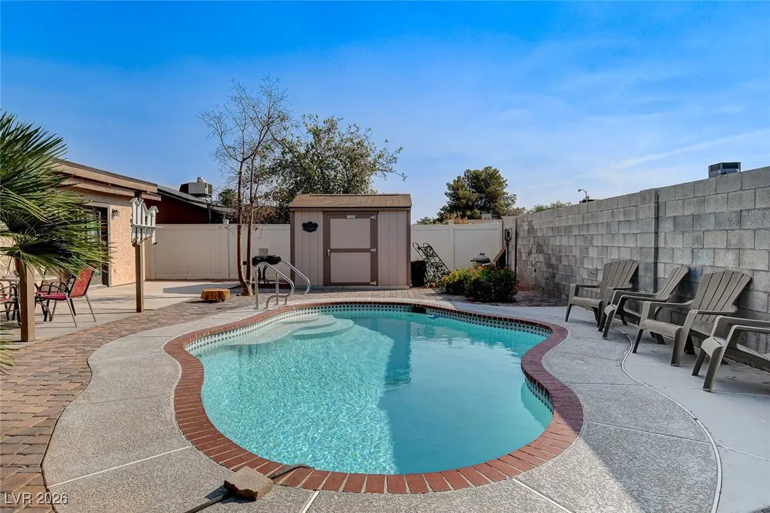 Photo of Listing #2746813