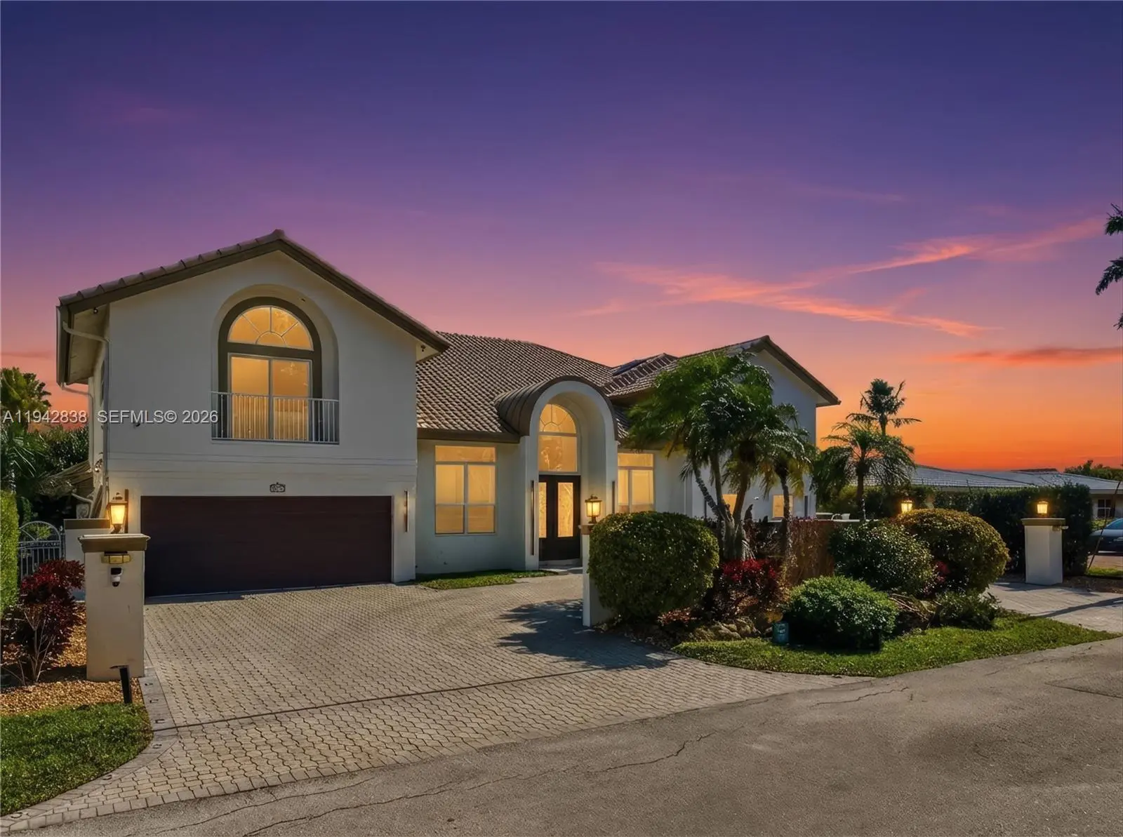 Photo of Listing #A11942838