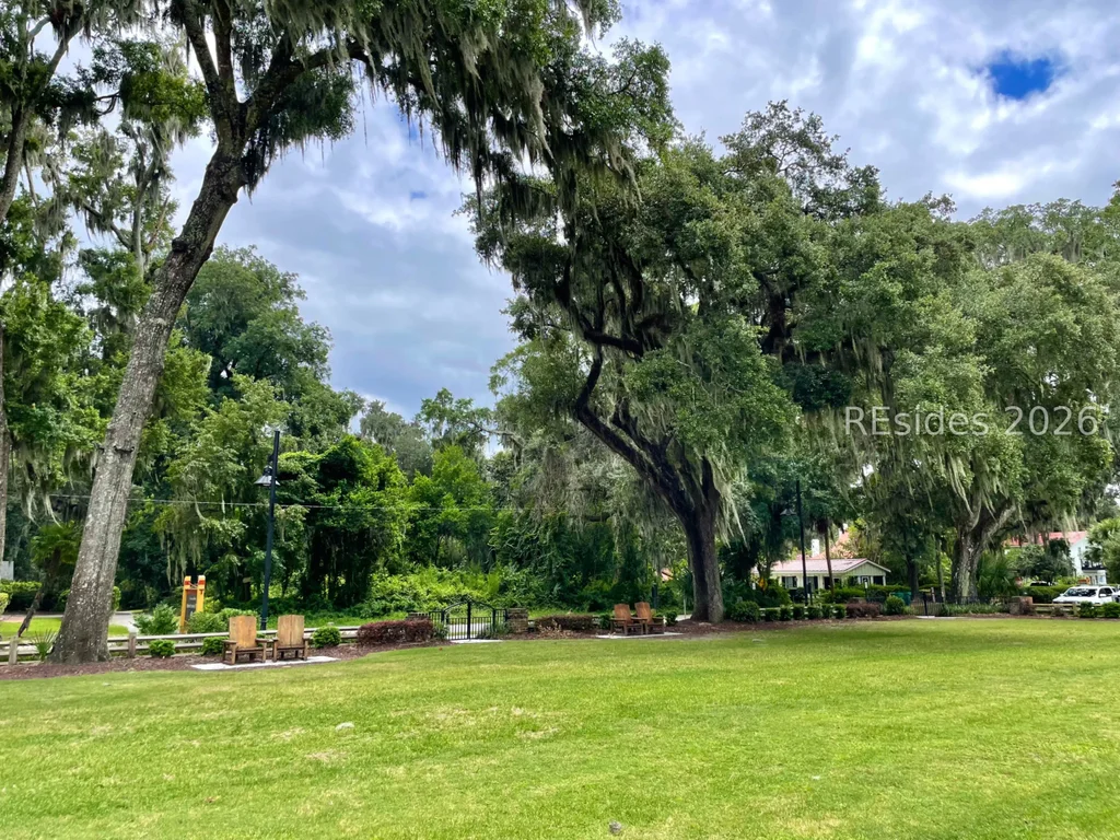 69 Green Street, Bluffton