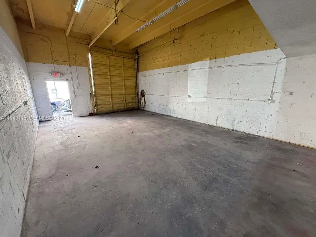 Photo of Listing #A11943115