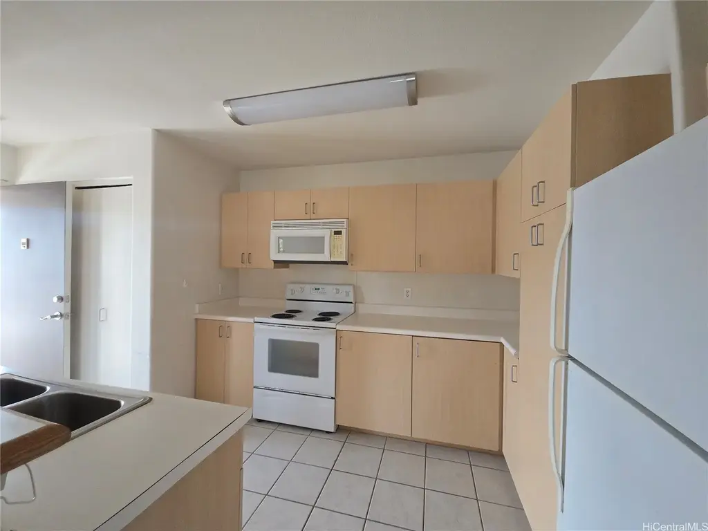 95-1151 Koolani Drive # 87, Mililani