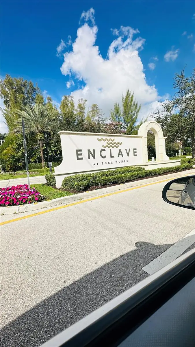 Photo of Listing #A11943258