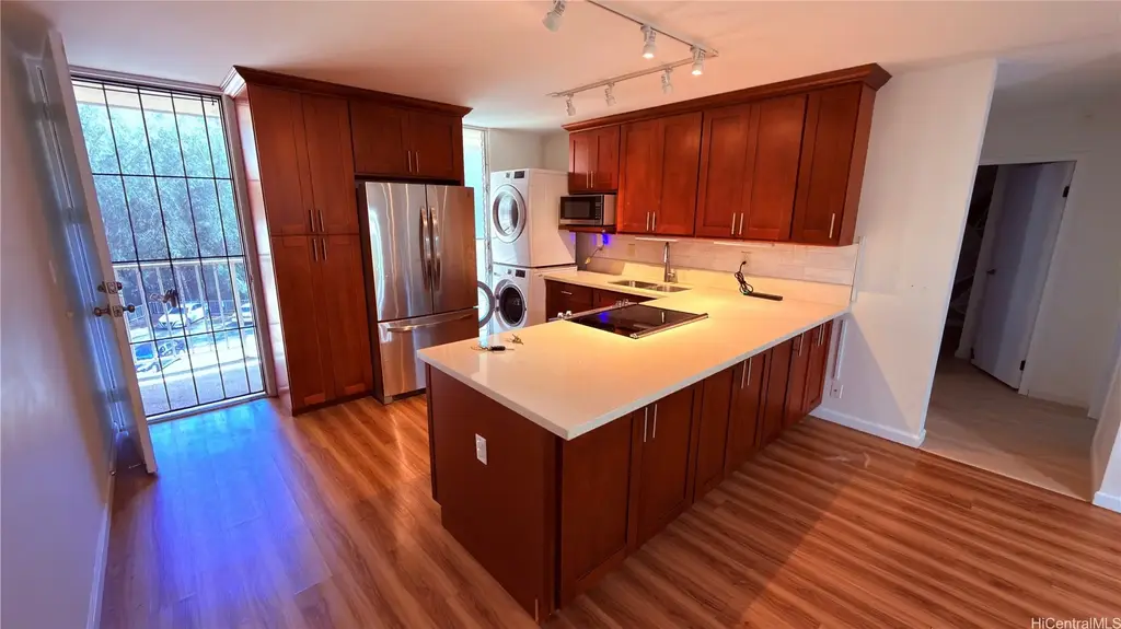 95-257 Waikalani Drive # B701, Mililani