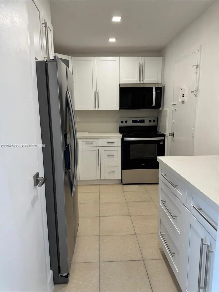 Photo of Listing #A11942486