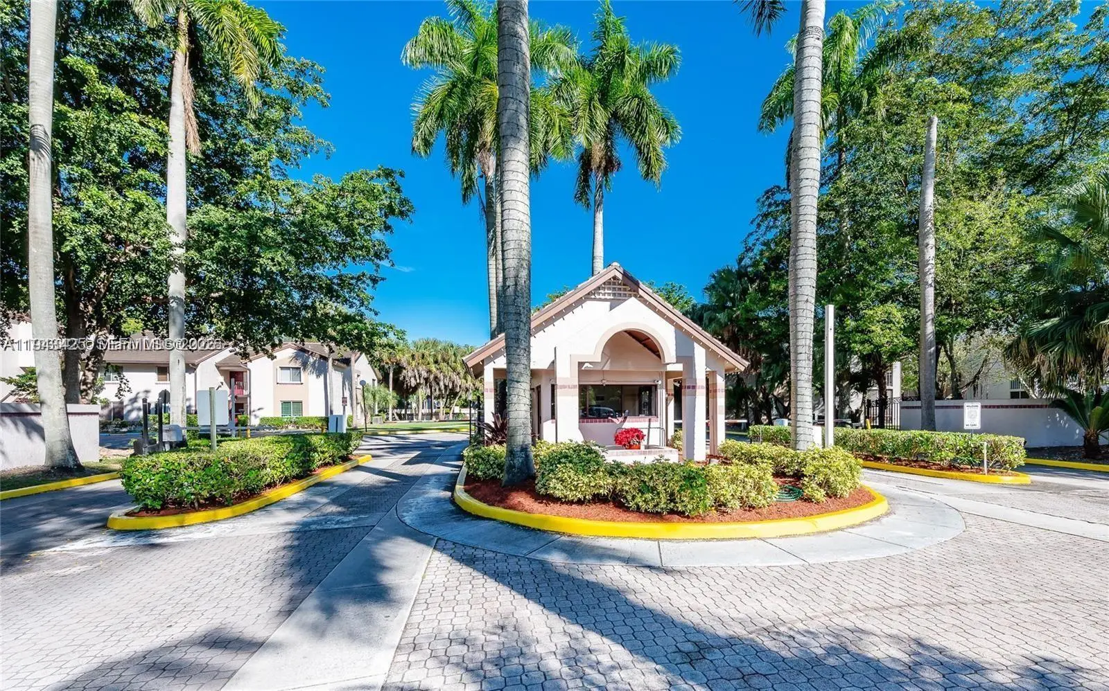 Photo of Listing #A11943425