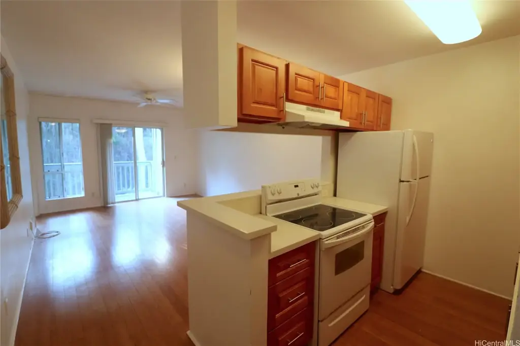 95-833 Wikao Street # C204, Mililani