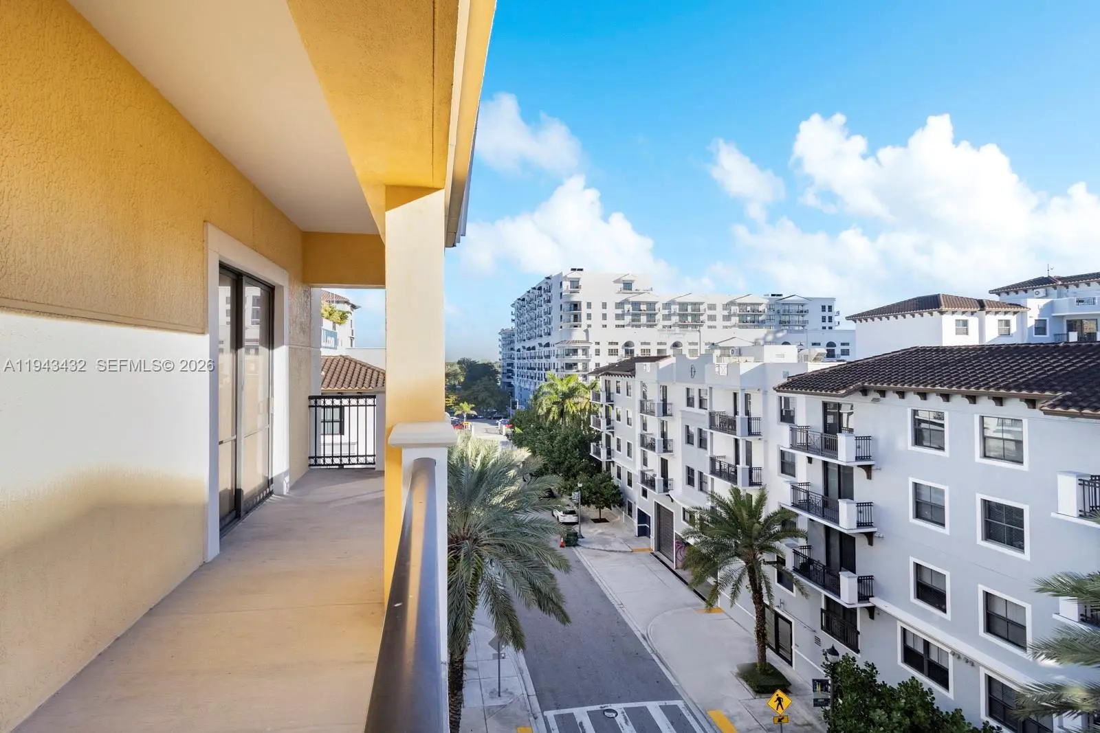 Photo of Listing #A11943432