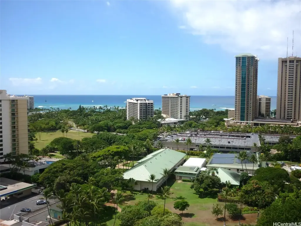 430 Keoniana Street # 611, Honolulu