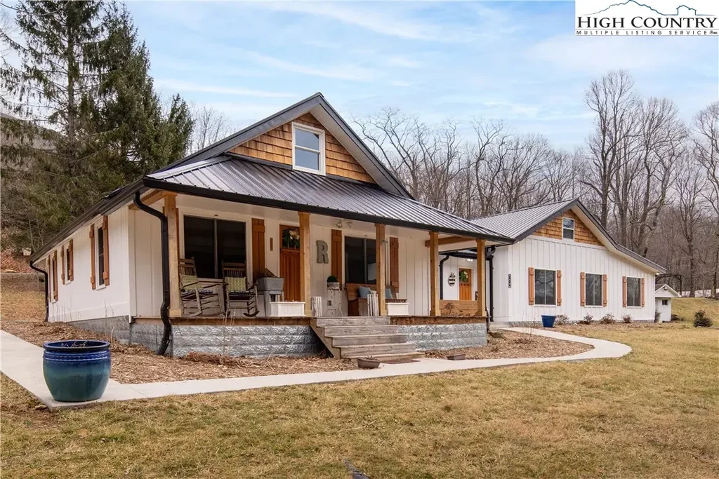 112 Canter Road, Todd