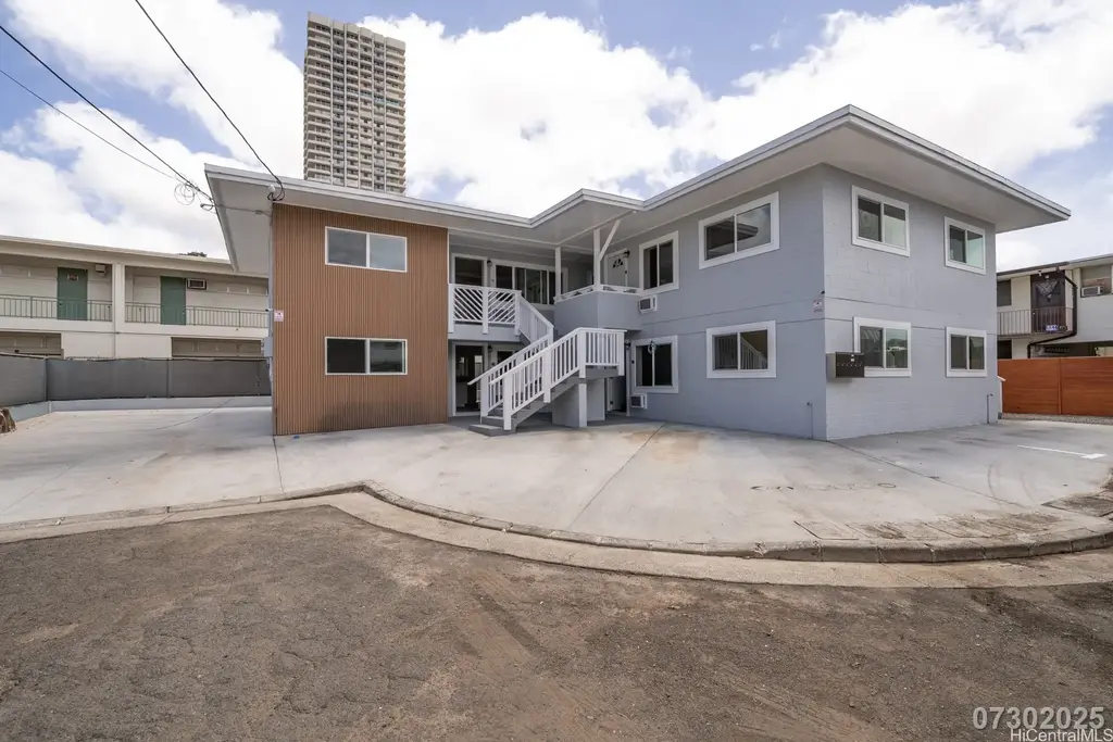829 Waiaka Place, Honolulu