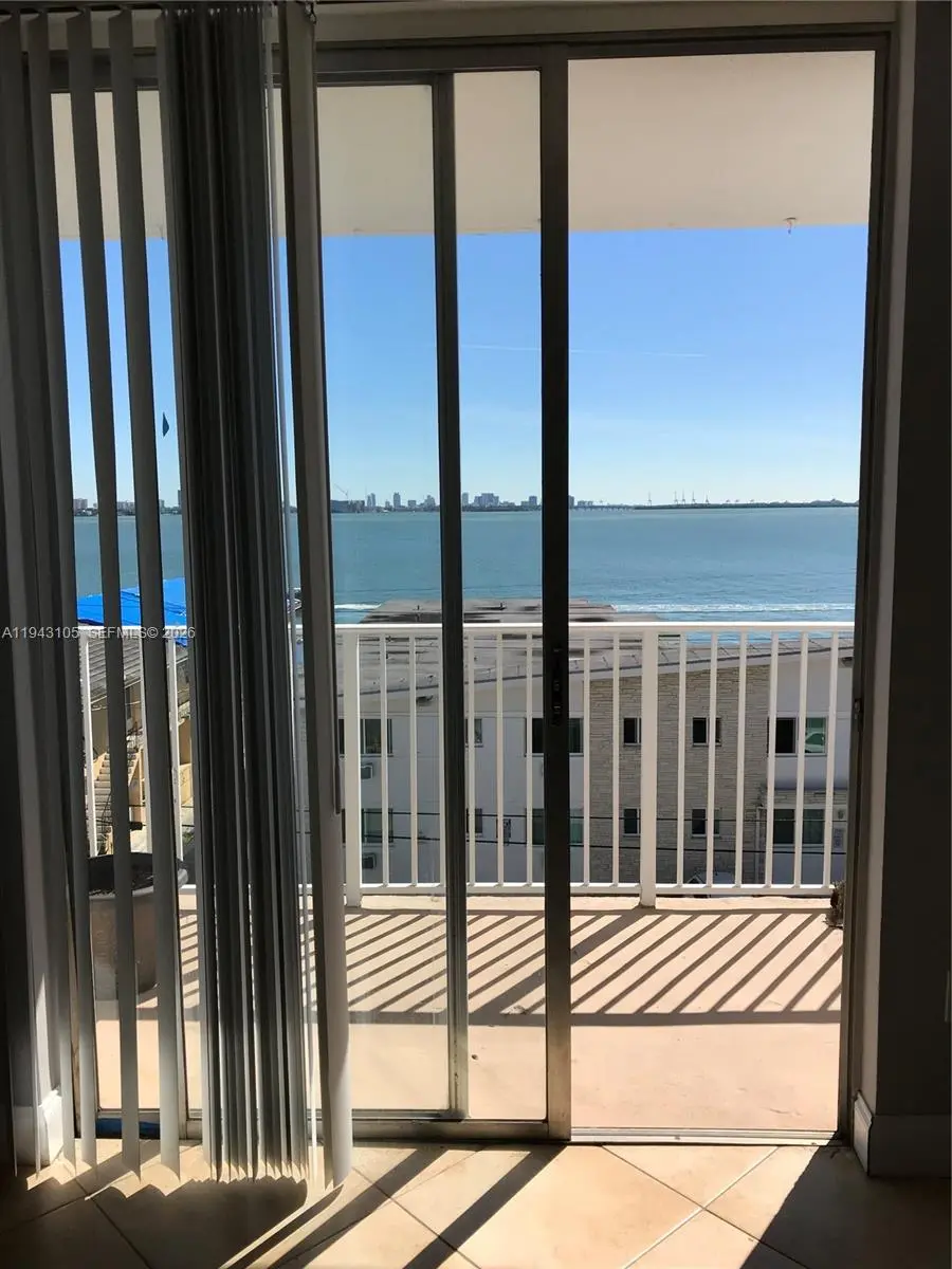 Photo of Listing #A11943105