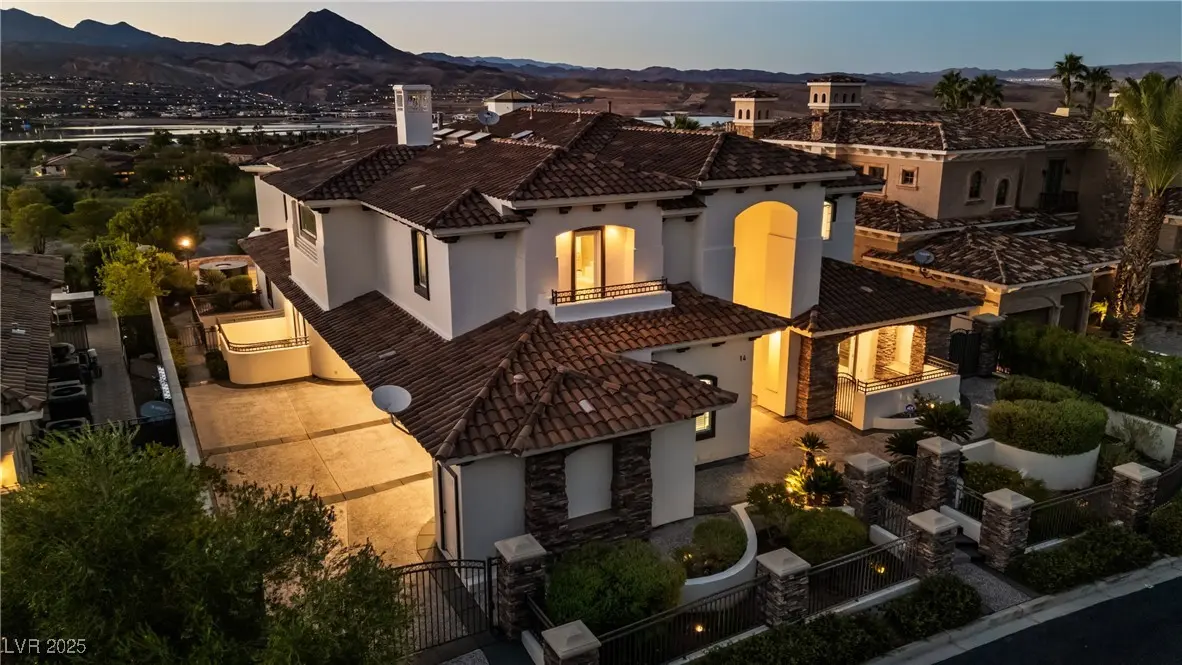 Photo of Listing #2743746