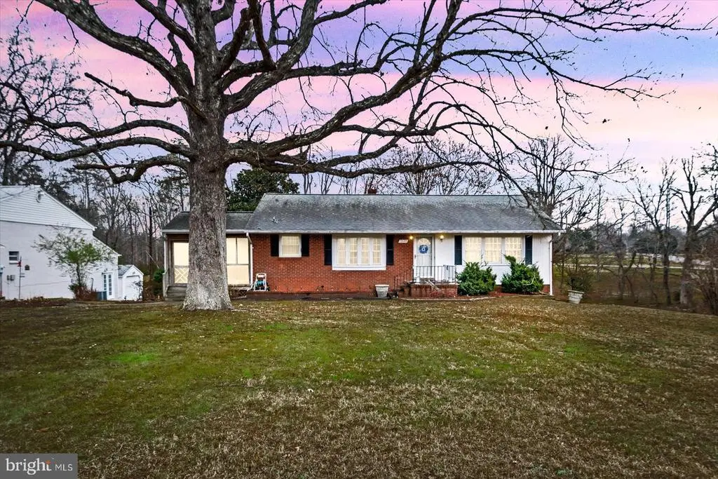 12605 Five Mile Rd, Fredericksburg